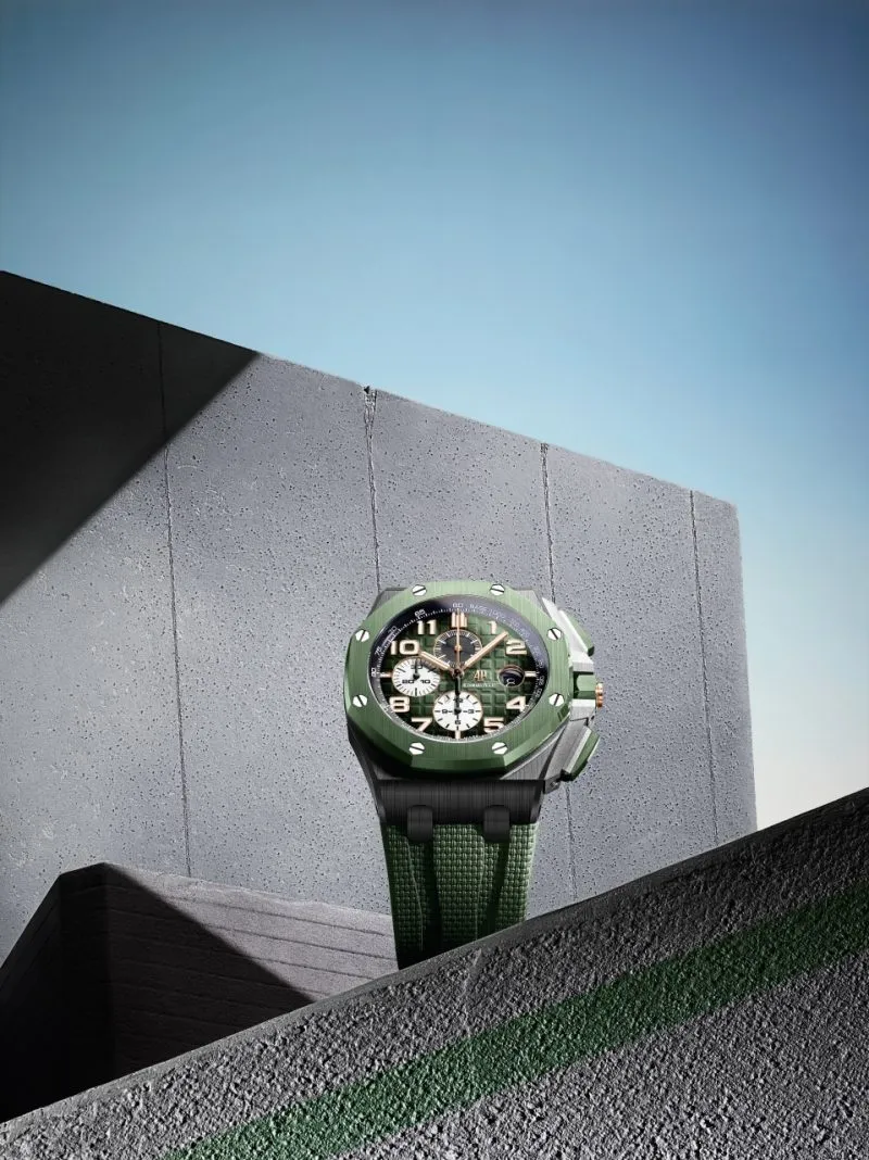 Royal-Oak-Offshore-Chronograph-Automatic-26405CE-OO-A056CA-01-4.webp